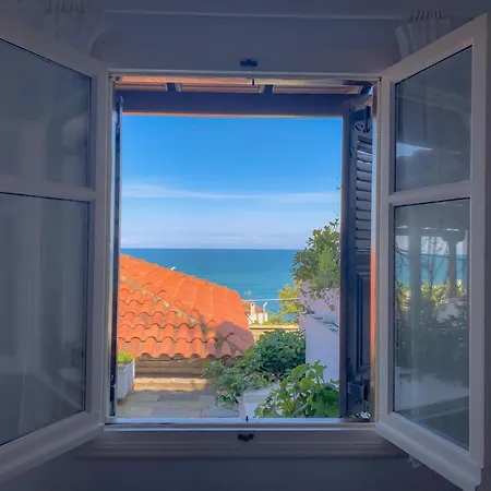 Endless Blue Maisonette