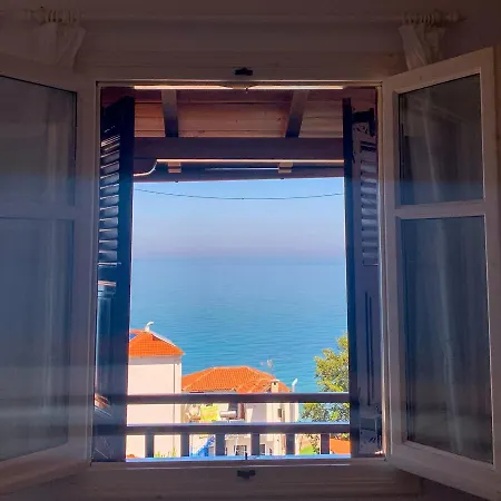 Endless Blue Maisonette Feriehus *