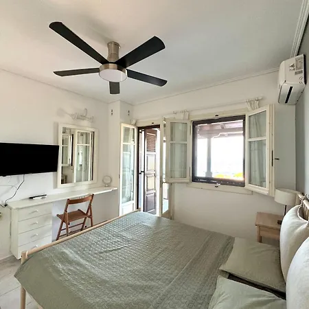 Endless Blue Maisonette *